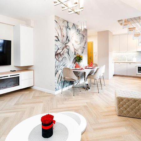 Komfortowy Apartament Lotos Z Sauna, Klimatyzacja I Widokiem Na Sniezke Karpacz Esterno foto